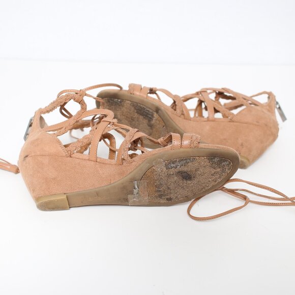 BCBGeneration Faux Suede Gladiator Wedge Sandals Sz 7 - Picture 4 of 4